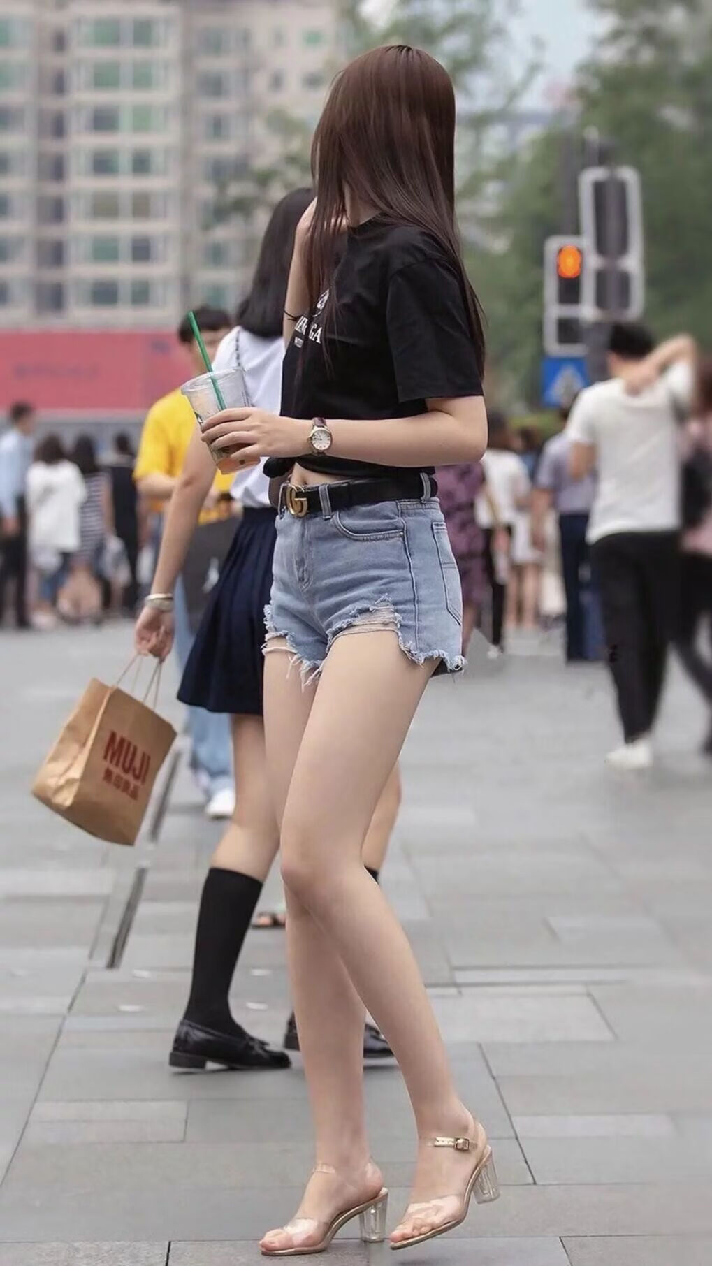 下载乐鱼体育APP-欧洲明星球员加盟NBA，引爆球员市场，来自欧洲的nba球员
