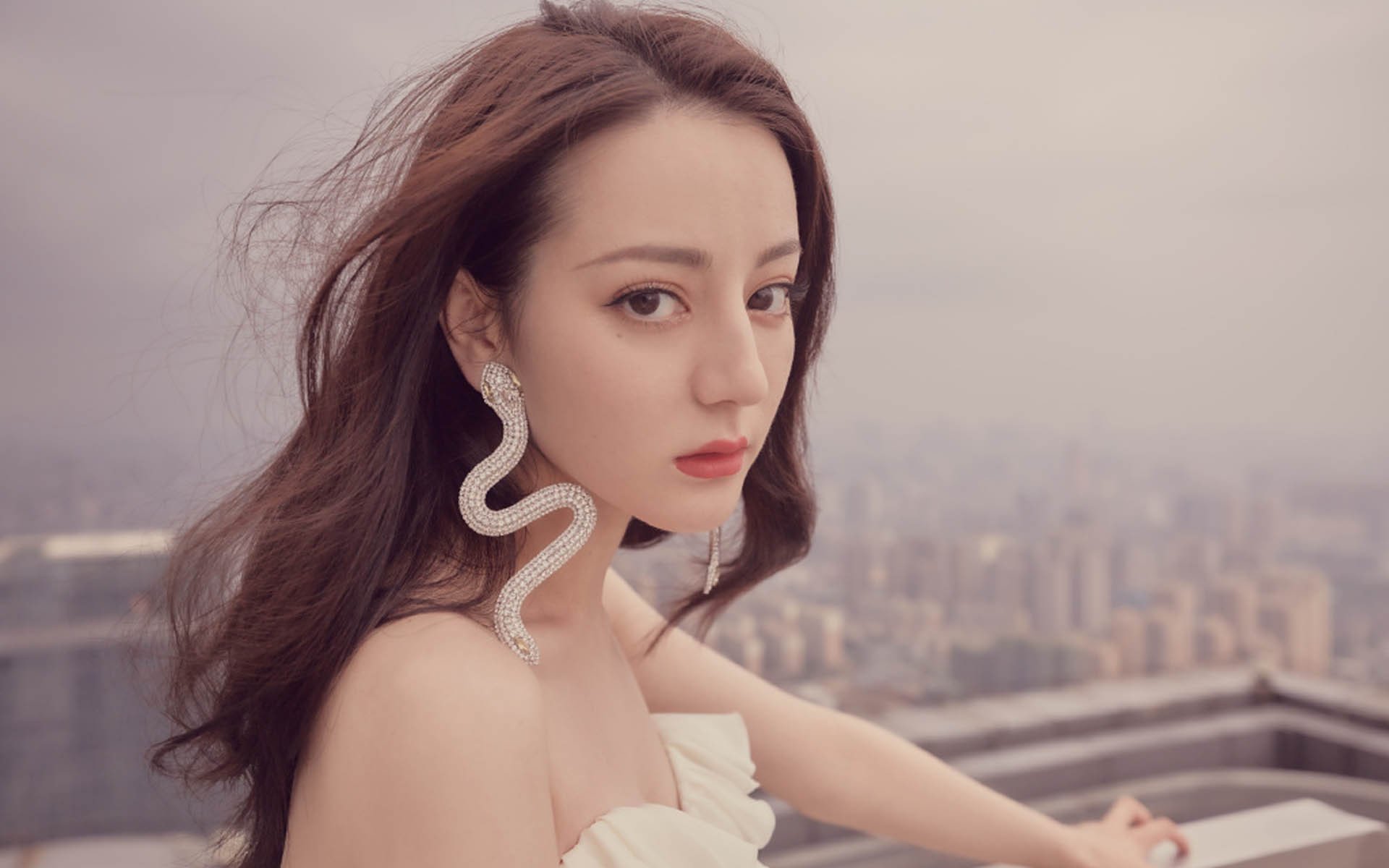 乐鱼（LEYU）体育-球队战术大调整，令对手难以应对，球员布置战术