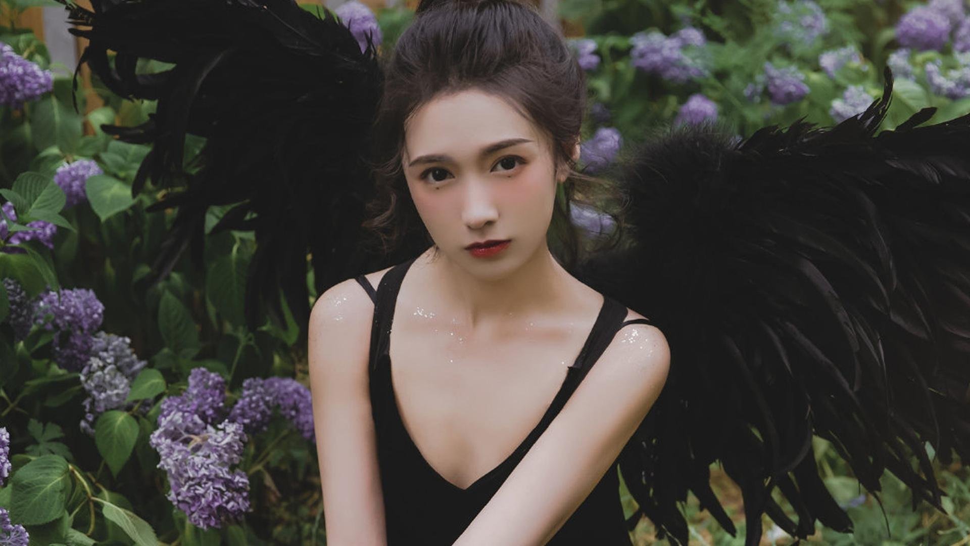 乐鱼官网-黄蜂队战术执行力提升明显，黄蜂队全称