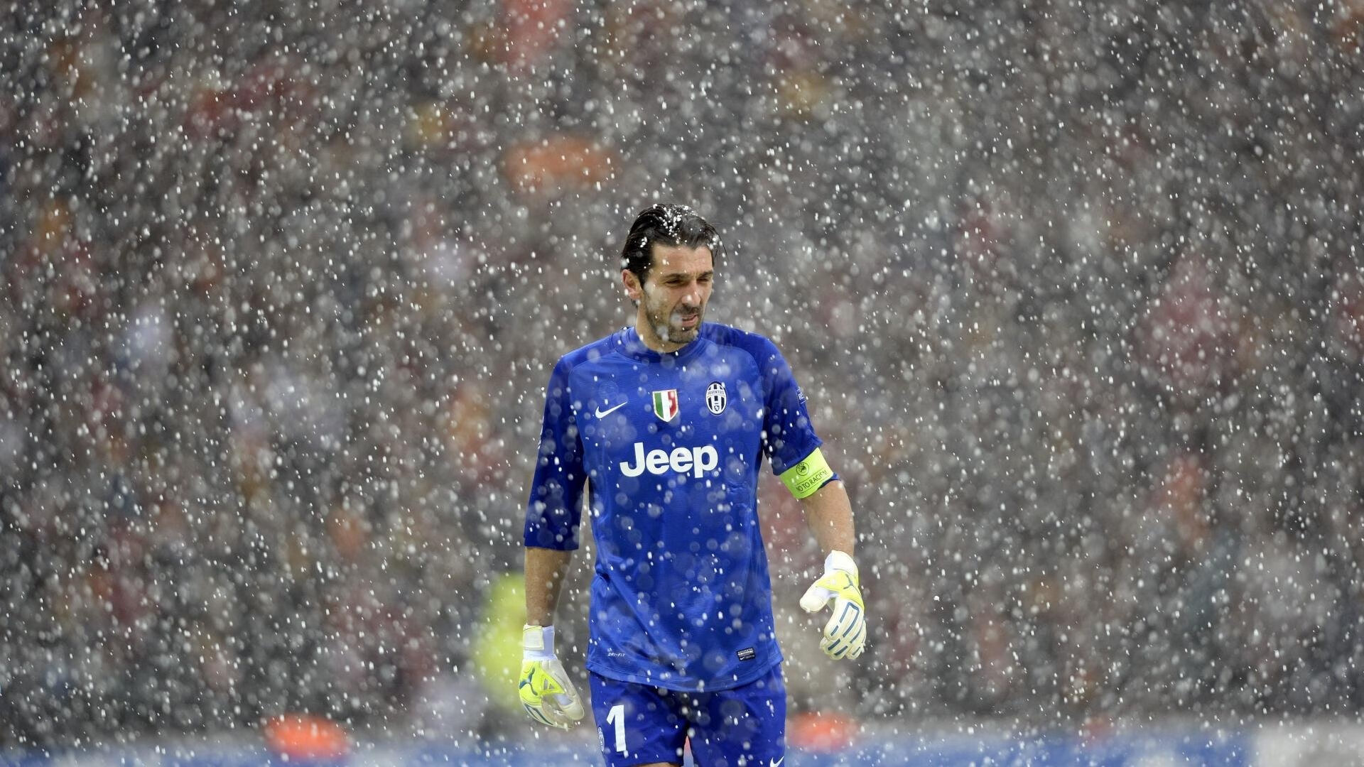 乐鱼电竞在线平台-《虚拟偶像崛起，电竞比赛明星化全面铺开》，虚拟偶像界大名鼎鼎的人物叫什么