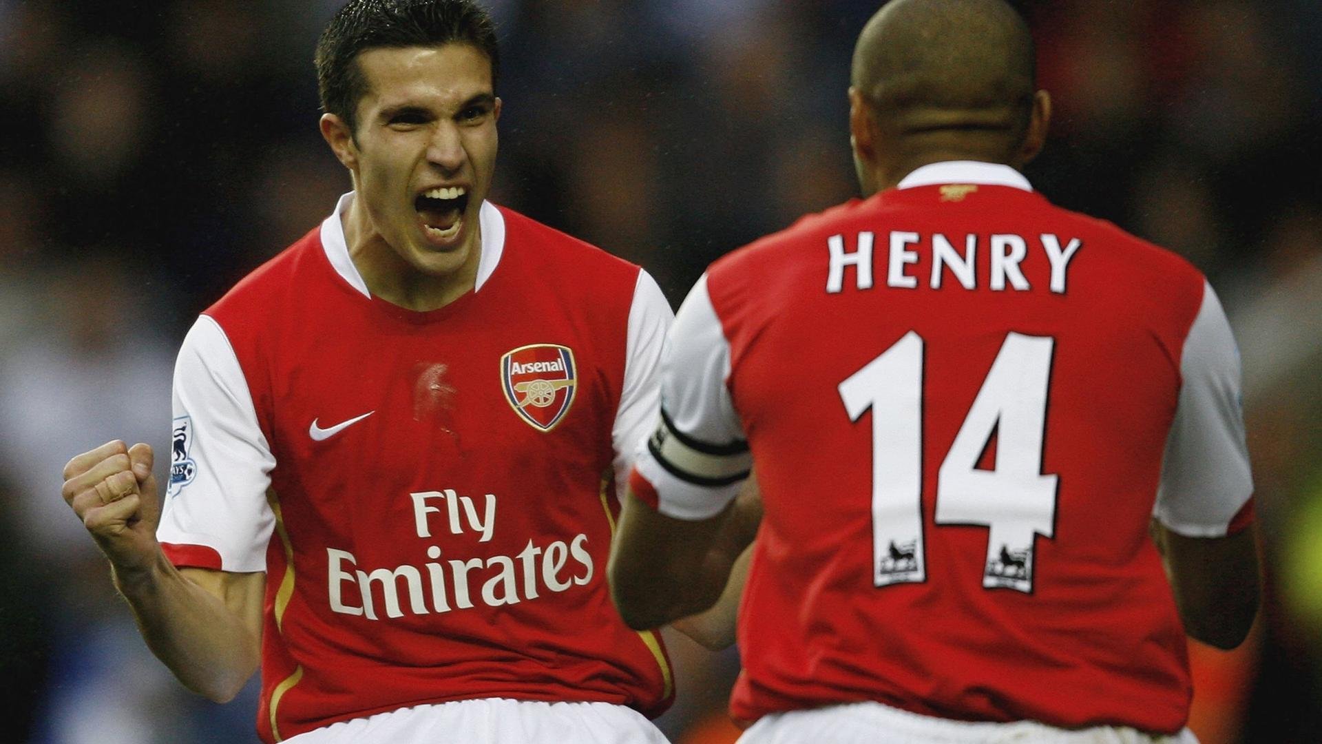 乐鱼中文网站-球迷风采：粉丝的热情应援点燃赛场，球迷粉丝怎么称呼好听