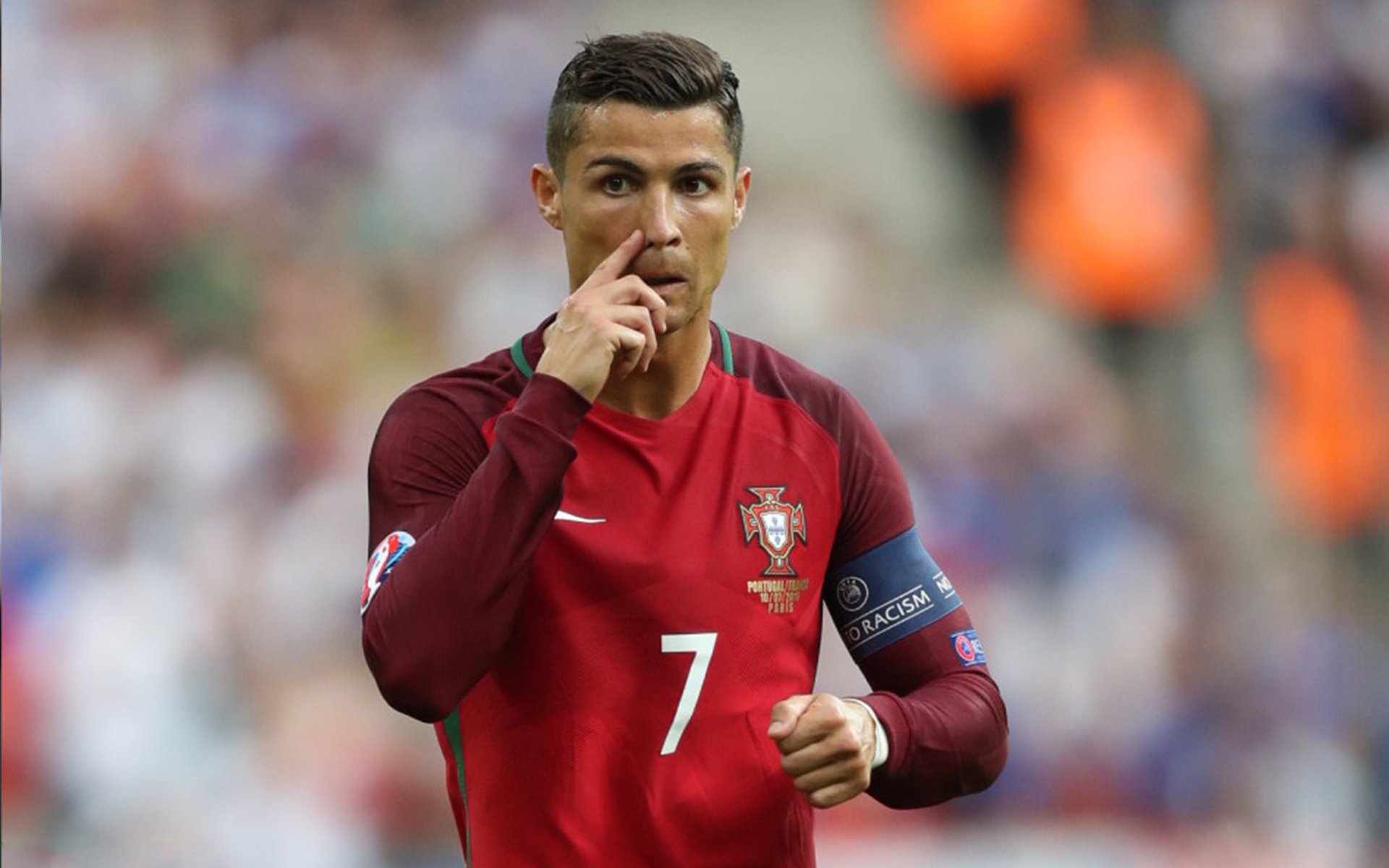 乐鱼体育(中国)官方网站-英格兰骑手凯特·哈里森在巴黎奥运会三项赛中获得第十四名，展现出色表现。